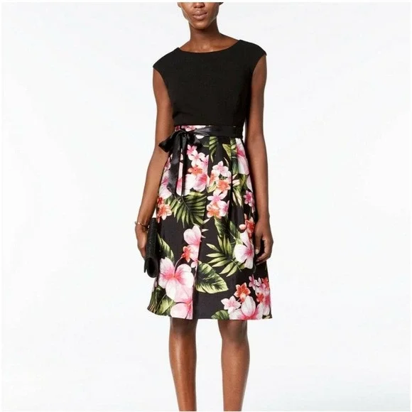 Sangria Black Floral Fit & Flare Dress Sleeveless Party Cocktail Size 16 NWT - Picture 1 of 9